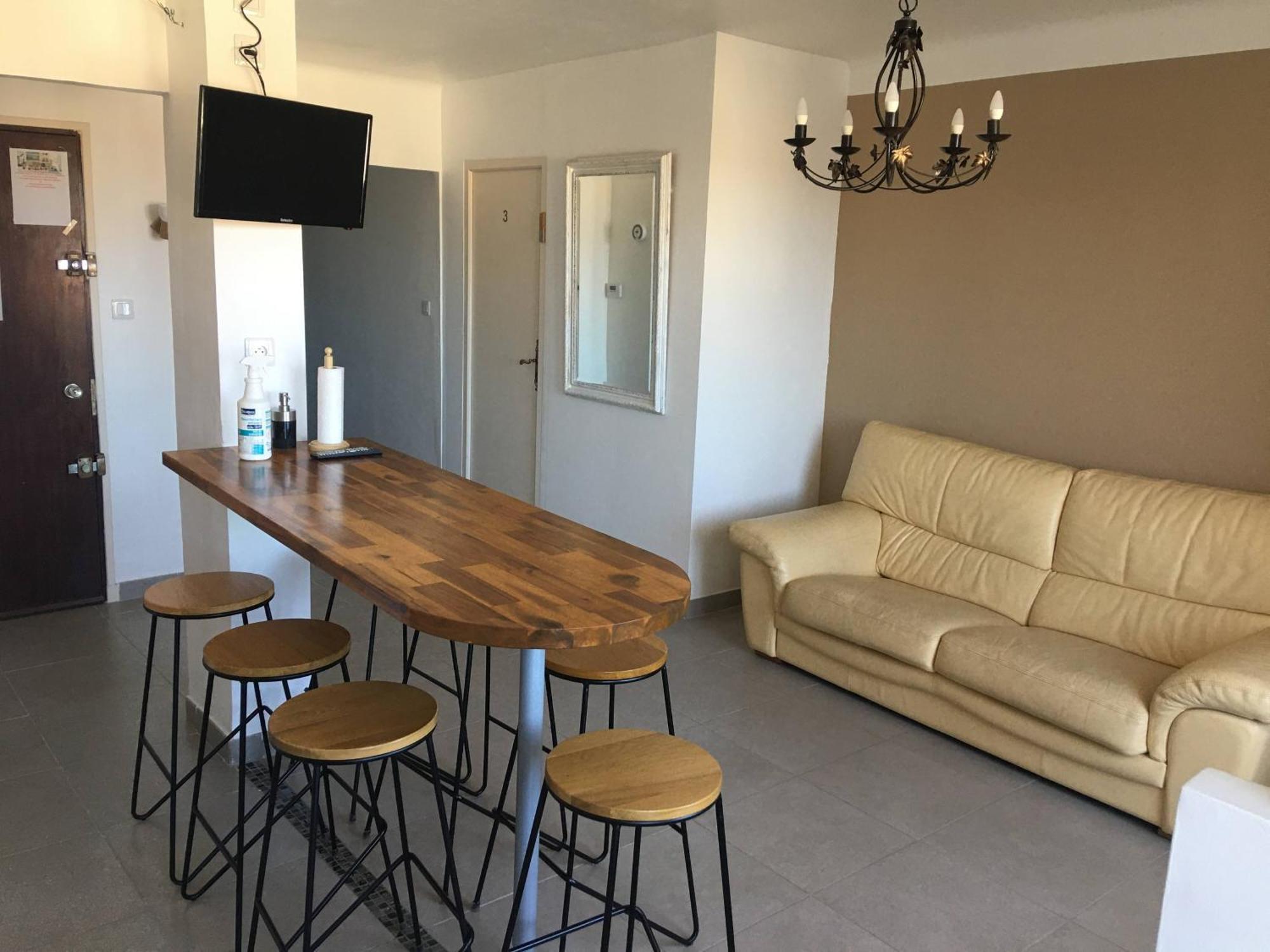 Grands Buffets Hebergement Appartement Narbonne Exterior foto